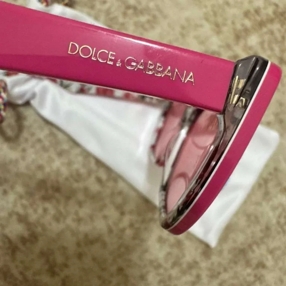 Pink Cat-Eye Sunglasses with Floral Temples
